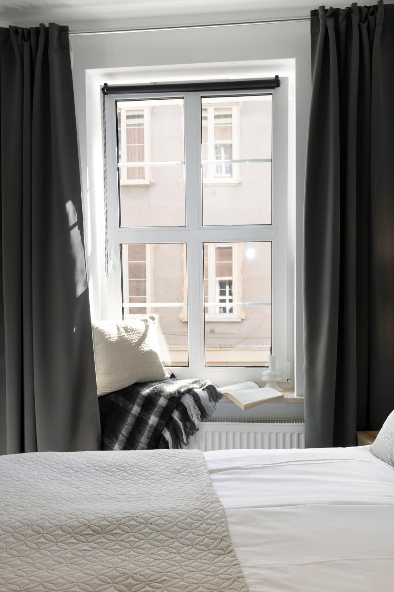 Elite Apartments Hamptons Old Town Гданск Екстериор снимка