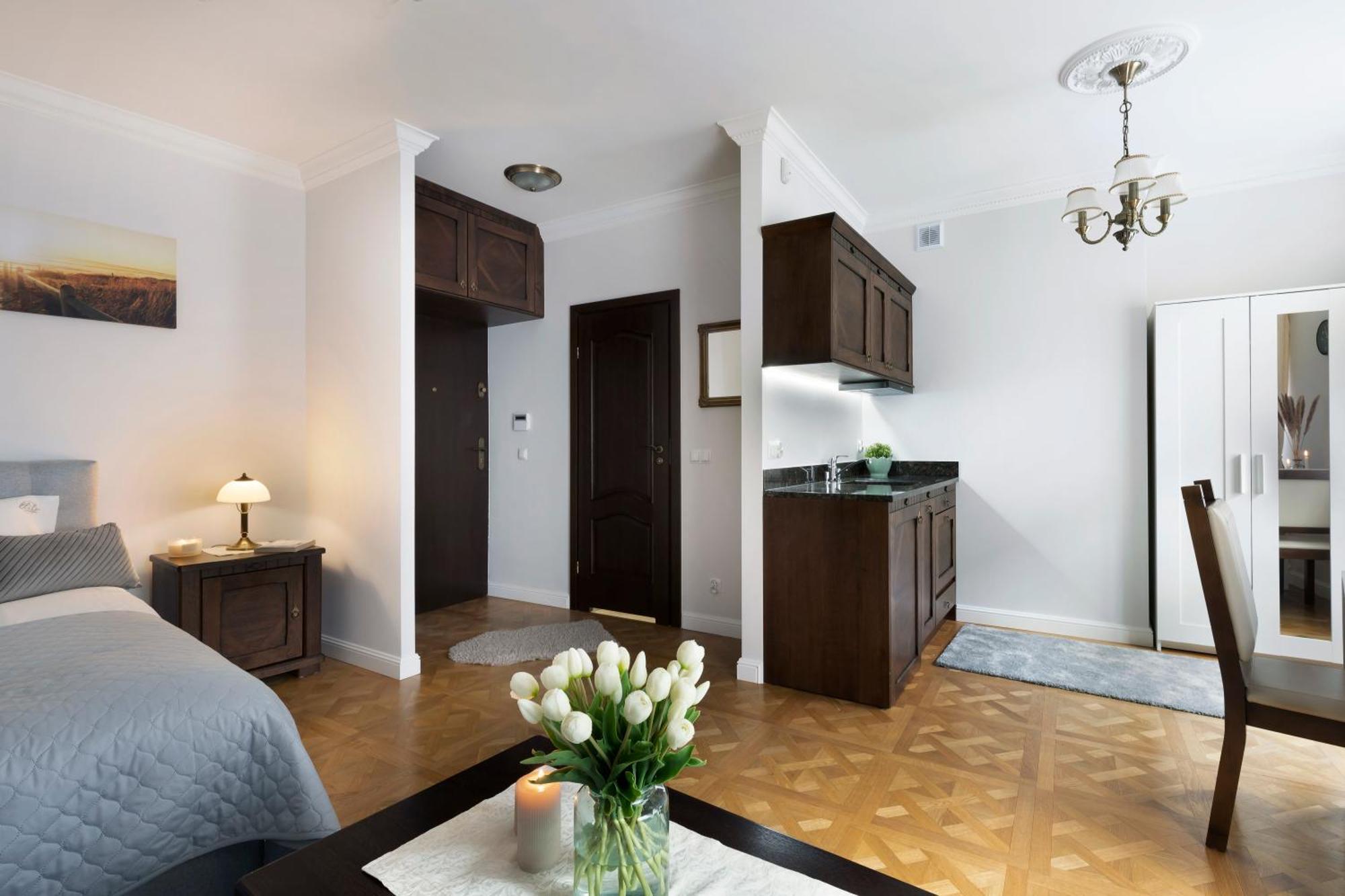 Elite Apartments Hamptons Old Town Гданск Екстериор снимка