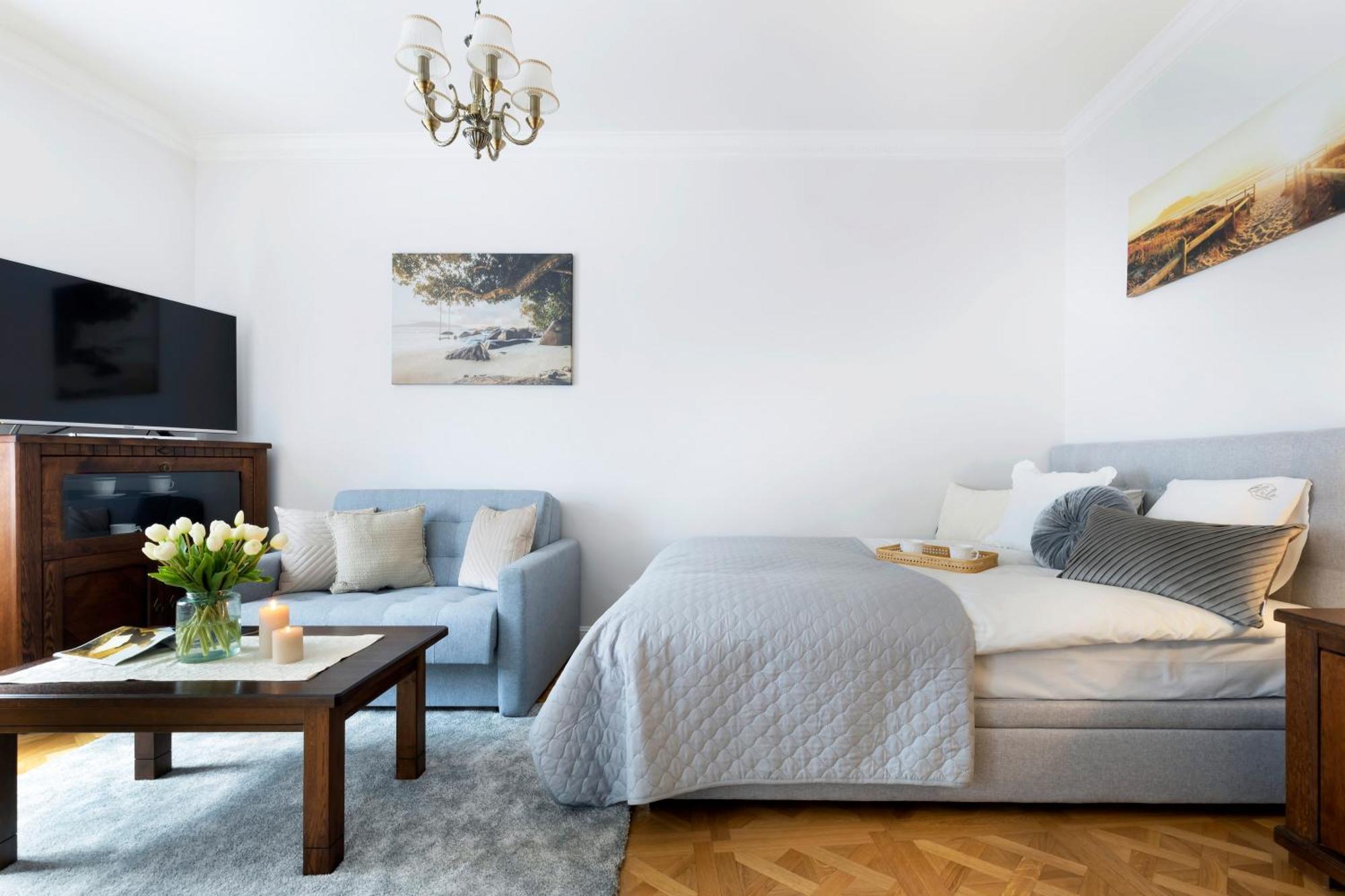 Elite Apartments Hamptons Old Town Гданск Екстериор снимка